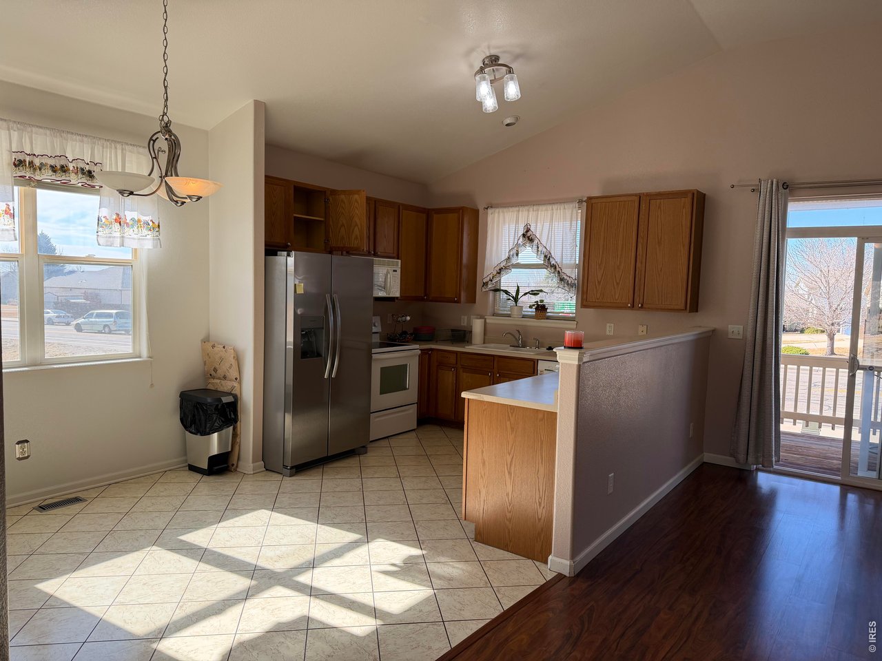 4902 29th Street, Unit 22D Greeley, CO 80634 - Photo 5 of 33 Excellent light for plant lovers