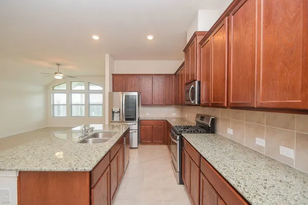 $2,700 | 6142 Thief River Fls Drive, Katy, TX 77493