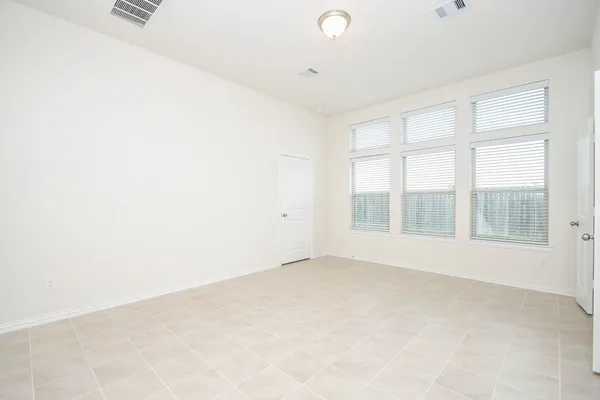 $2,700 | 6142 Thief River Fls Drive, Katy, TX 77493