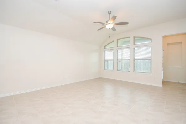 $2,700 | 6142 Thief River Fls Drive, Katy, TX 77493