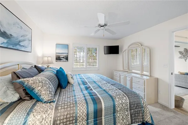 $5,800 | 6900 Dennis Circle, Unit J205, Naples, FL 34104