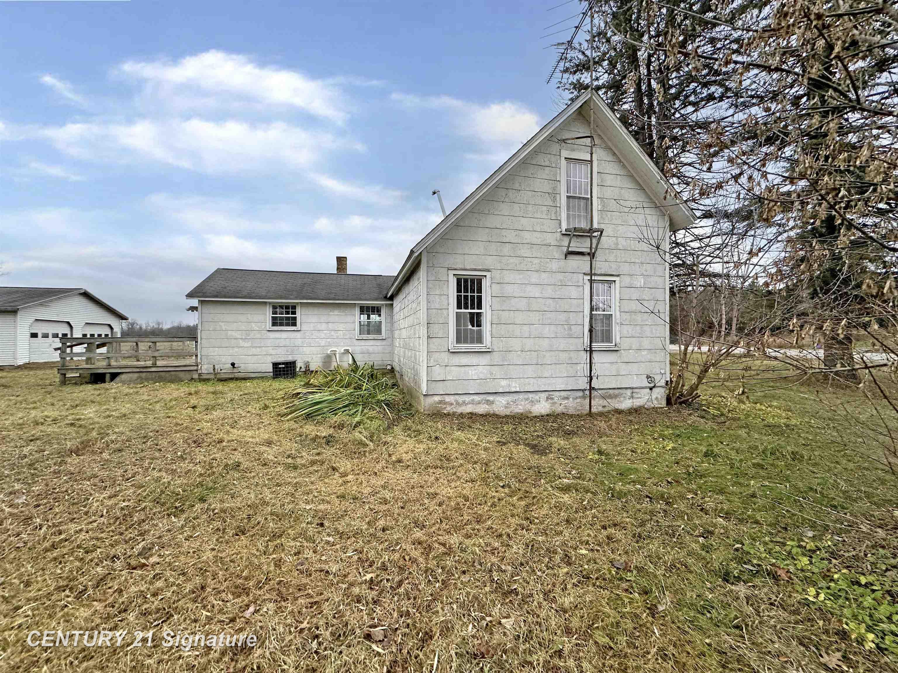3798 West Remus Road Mount Pleasant, MI 48858 - Photo 3 of 26 50162367-f645d4de-03b7-463c-b84a-787acd063732.JPG