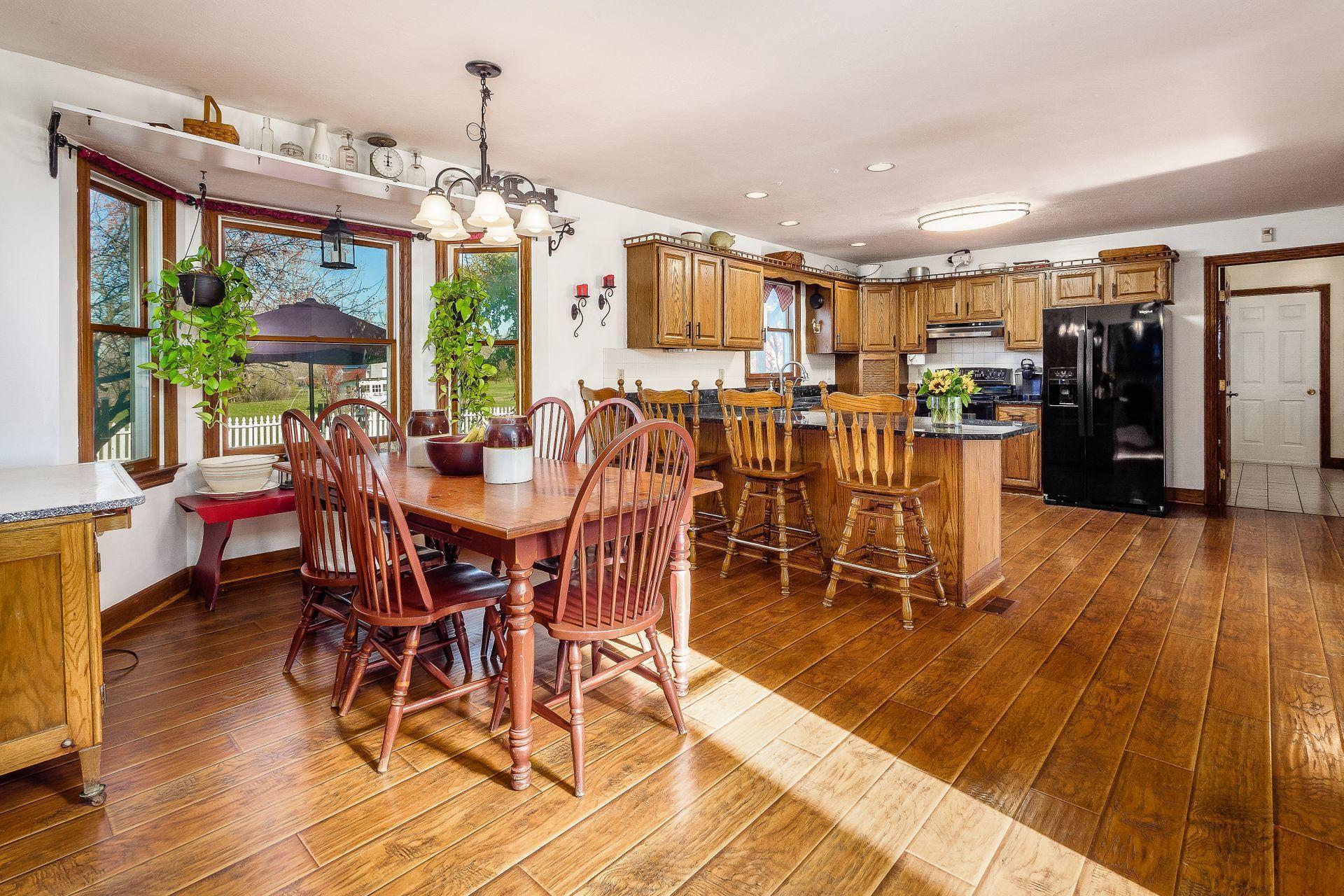 7976 Morris Road Hilliard, OH 43026 - Photo 13 of 102 Gallery Image 13