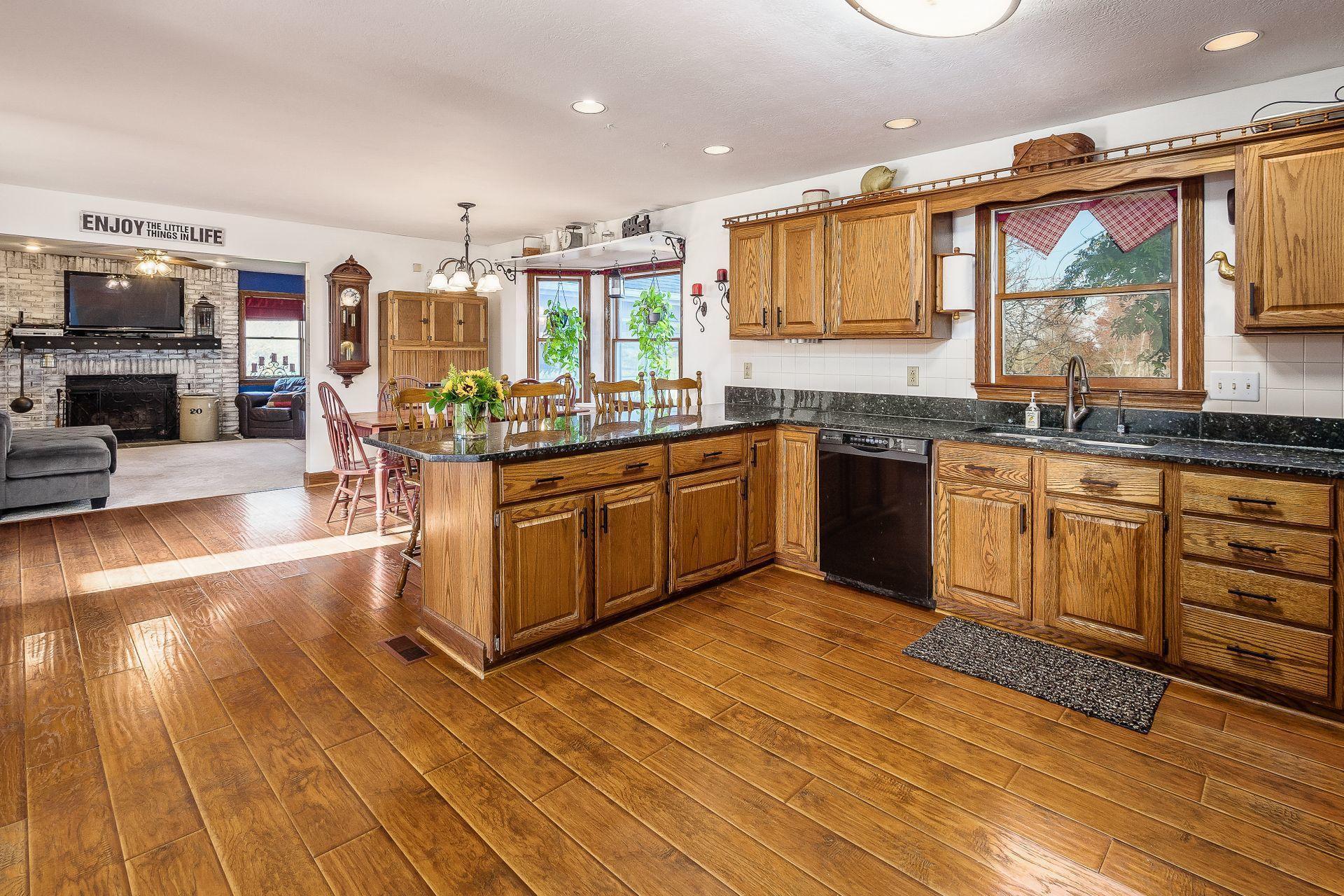 7976 Morris Road Hilliard, OH 43026 - Photo 10 of 102 Gallery Image 10