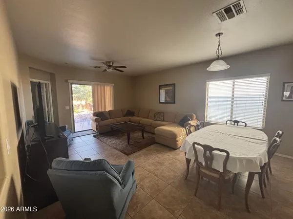 $1,595 | 7238 West Candlewood Way, Florence, AZ 85132