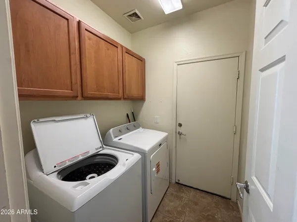 $1,595 | 7238 West Candlewood Way, Florence, AZ 85132