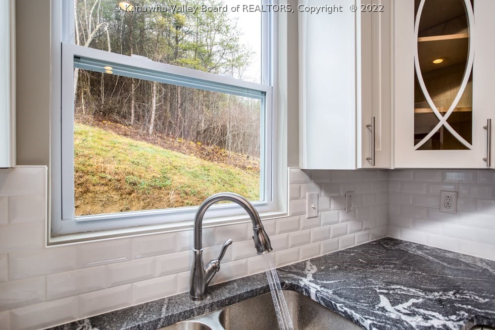 126 Castleknock Road Winfield, WV 25213 - Photo 14 of 30 Gallery Image 14