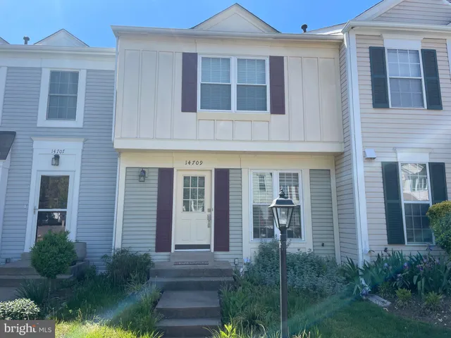 $2,800 | 14709 Green Park Way, Centreville, VA 20120
