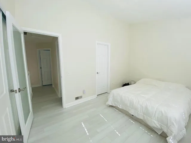 $2,800 | 14709 Green Park Way, Centreville, VA 20120