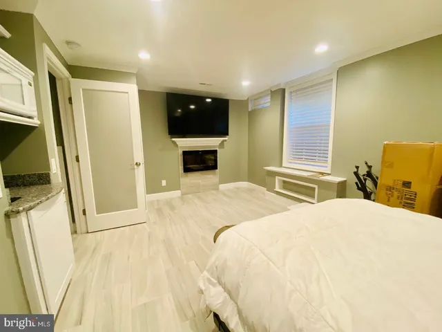 $2,800 | 14709 Green Park Way, Centreville, VA 20120