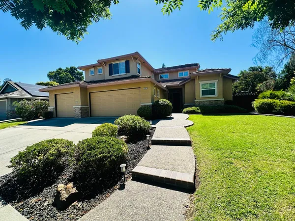 $1,849,000 | 5569 Arlene Way, Livermore, CA 94550