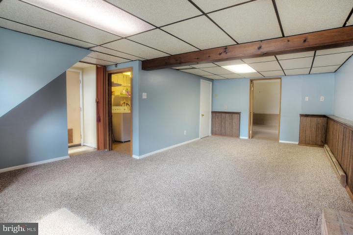 105 April Lane Lititz, PA 17543 - Photo 18 of 19
