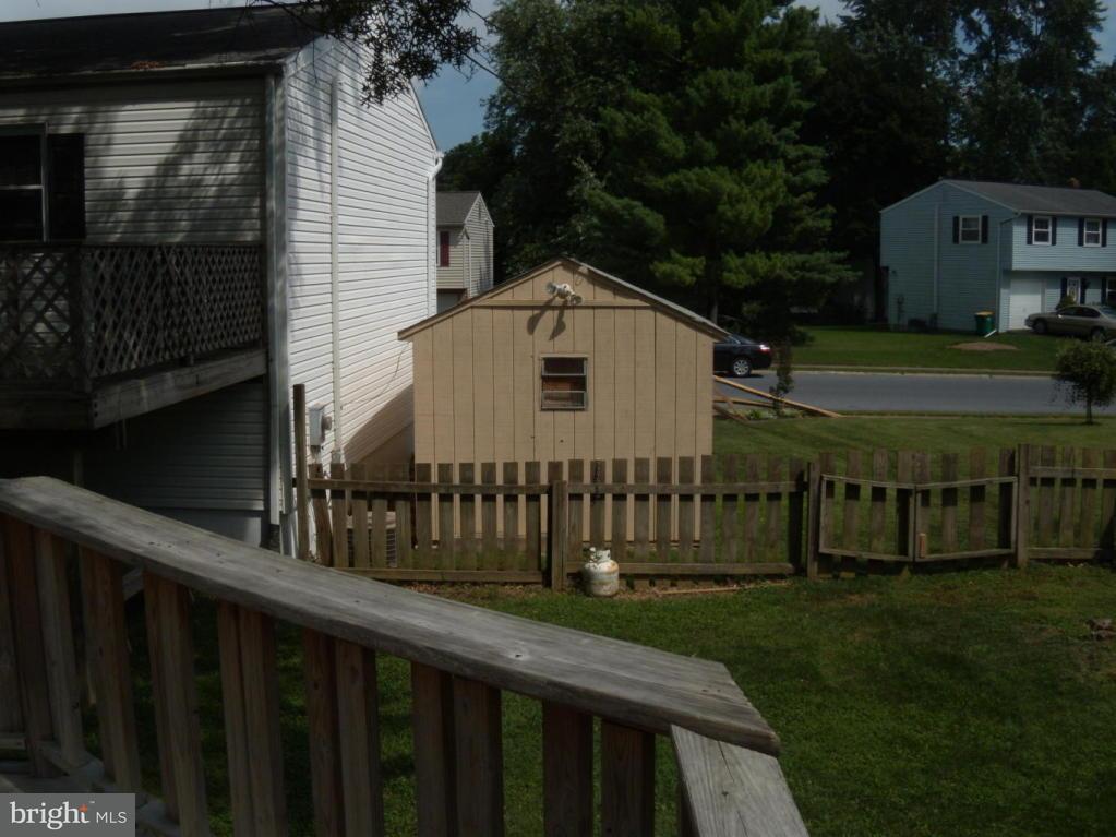 105 April Lane Lititz, PA 17543 - Photo 4 of 19