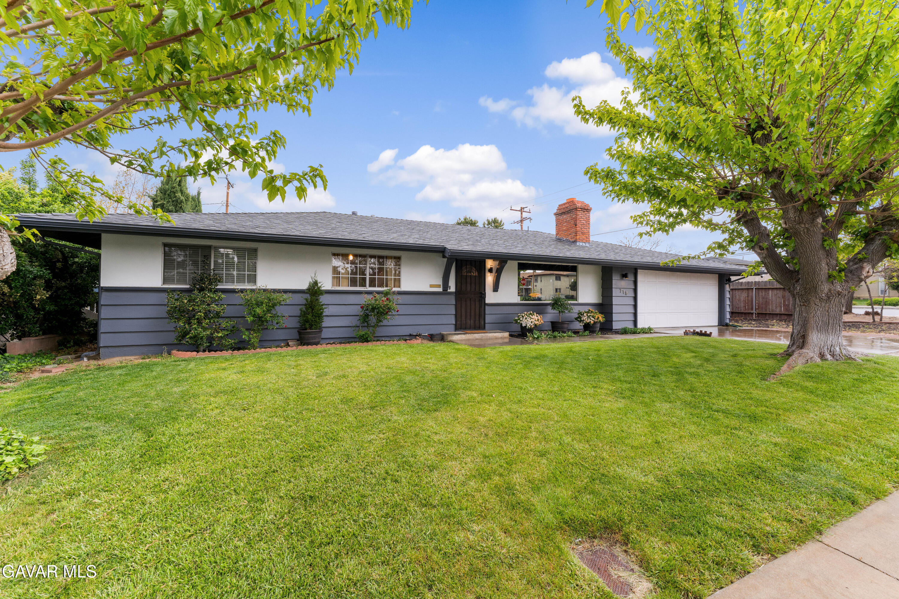 718 Elm Street Tehachapi, CA 93561 - Photo 2 of 45 Elm-2