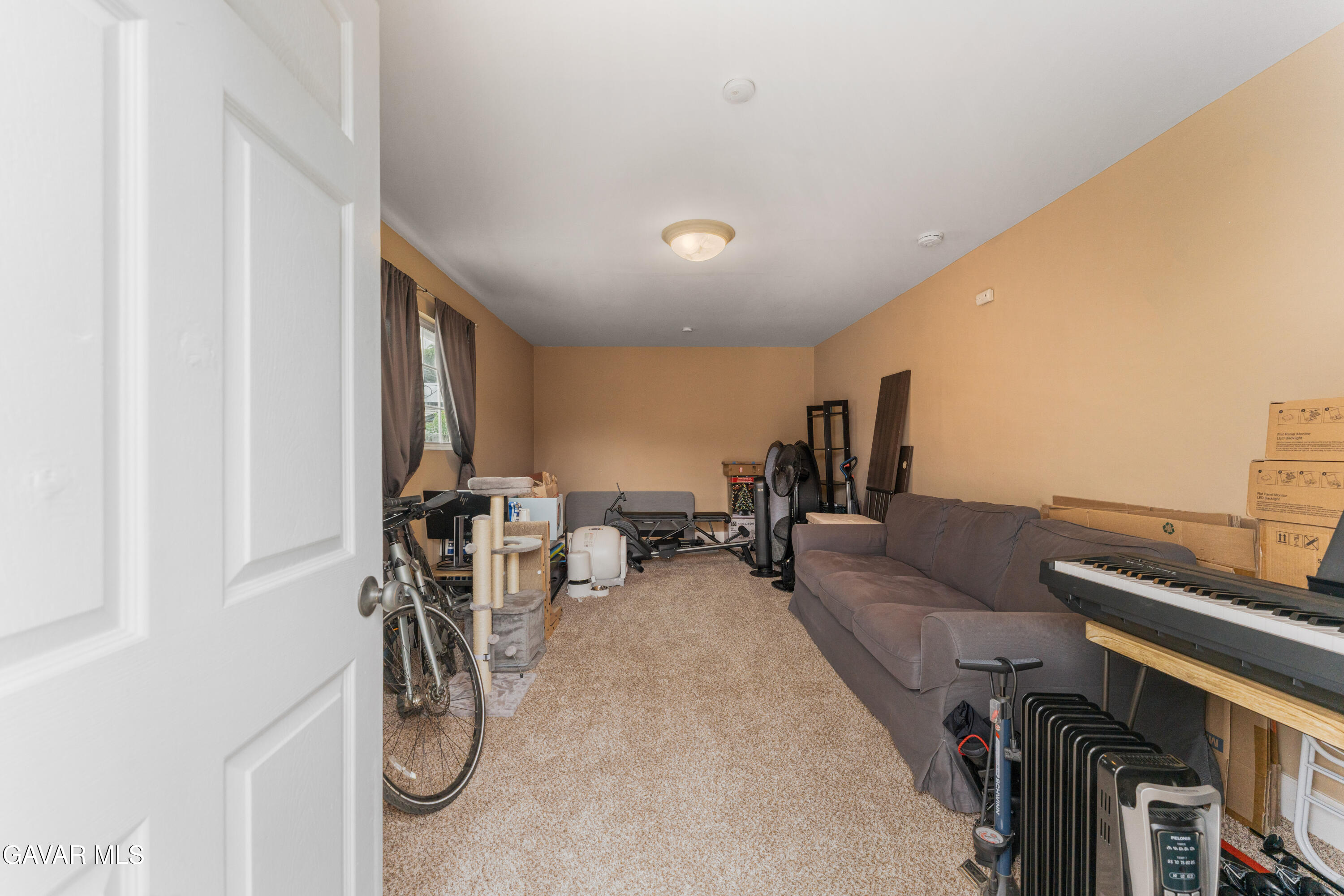 718 Elm Street Tehachapi, CA 93561 - Photo 33 of 45 Elm-33