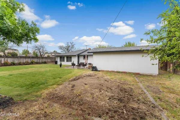 $419,000 | 718 Elm Street, Tehachapi, CA 93561
