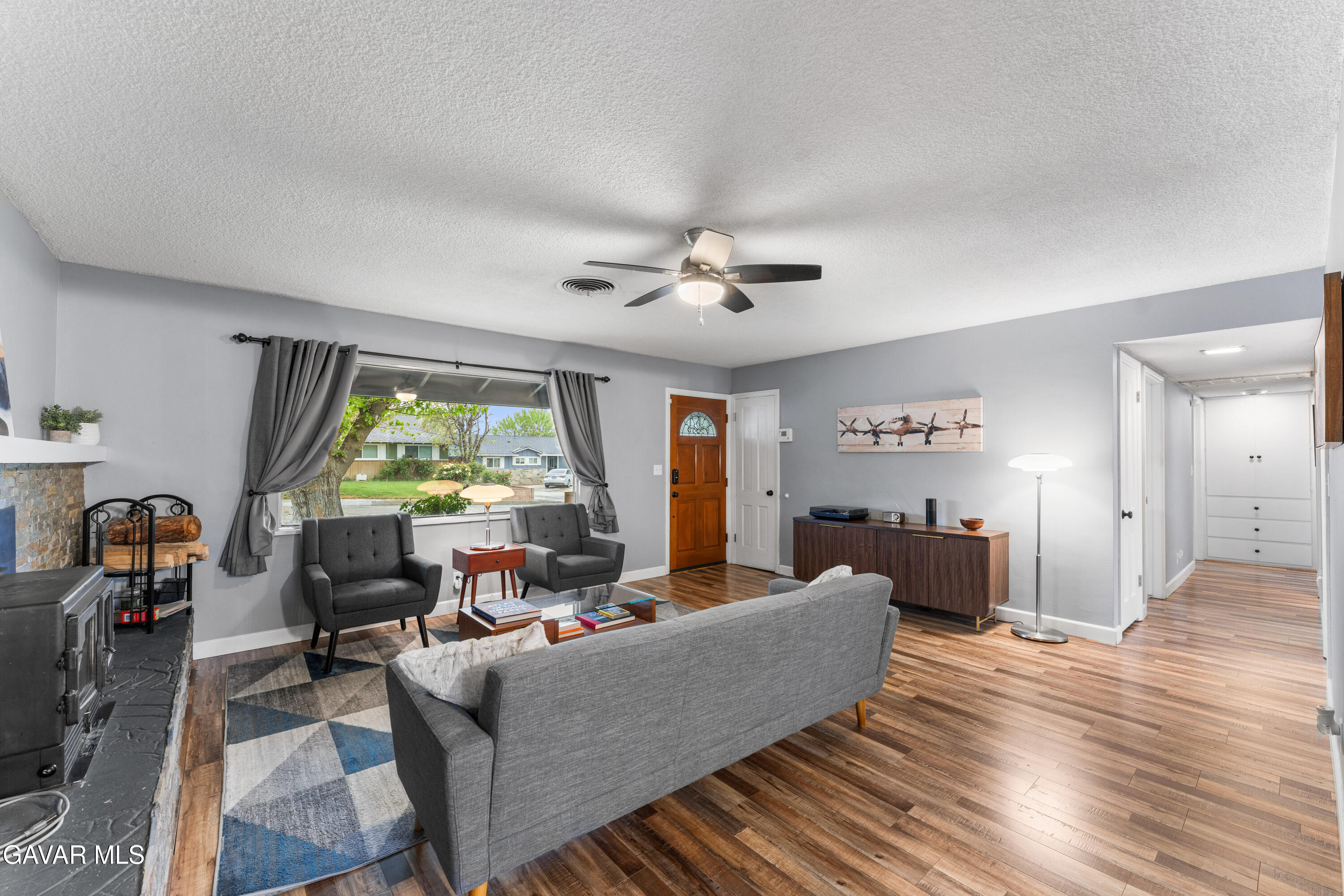 718 Elm Street Tehachapi, CA 93561 - Photo 7 of 45 Elm-7