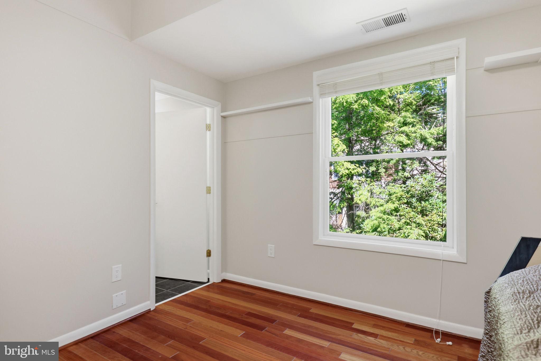 8578 Brickyard Road Potomac, MD 20854 - Photo 44 of 83