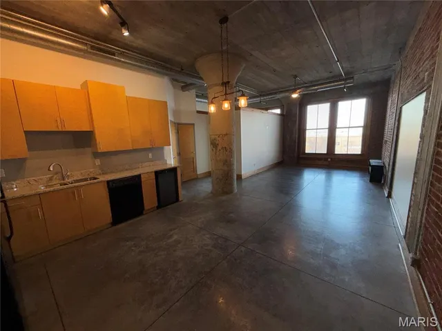 $1,300 | 1601 Washington Avenue, Unit 311, St. Louis, MO 63103
