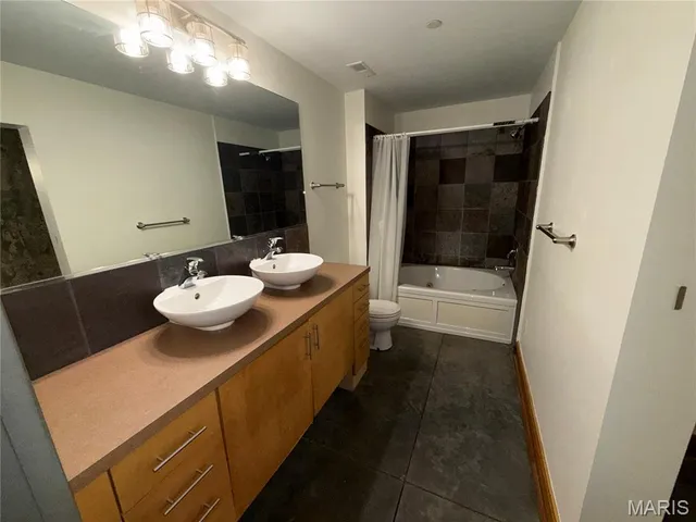 $1,300 | 1601 Washington Avenue, Unit 311, St. Louis, MO 63103