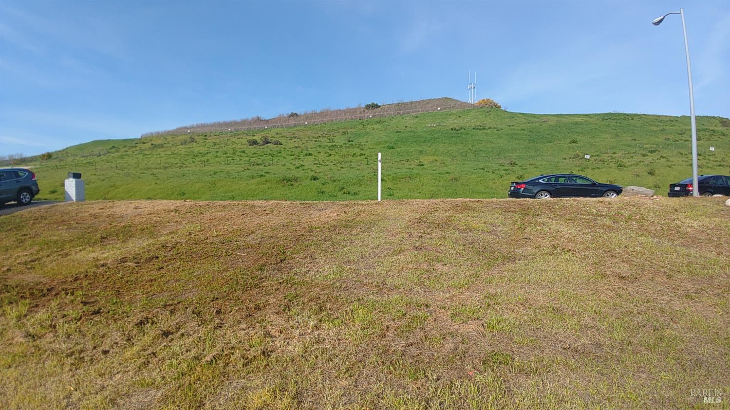 445 Lakehurst Court Fairfield, CA 94533 - Photo 31 of 40 a view of a field with an ocean