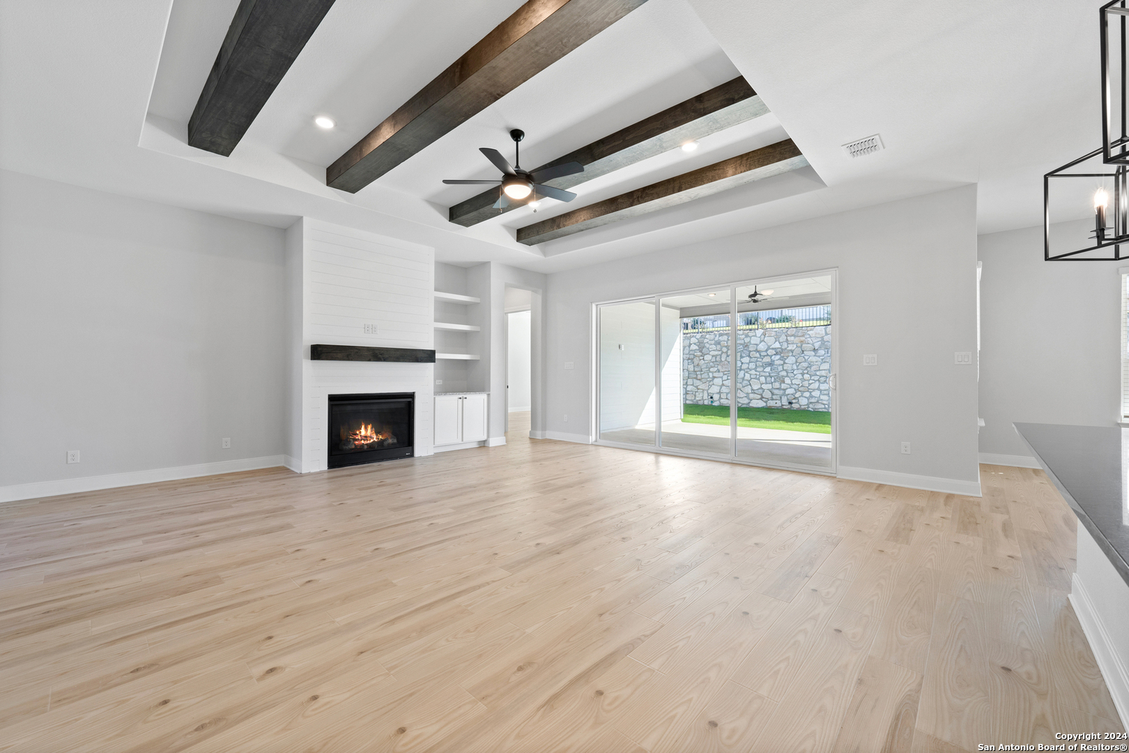 243 Wisteria View Castroville, TX 78009 - Photo 15 of 32