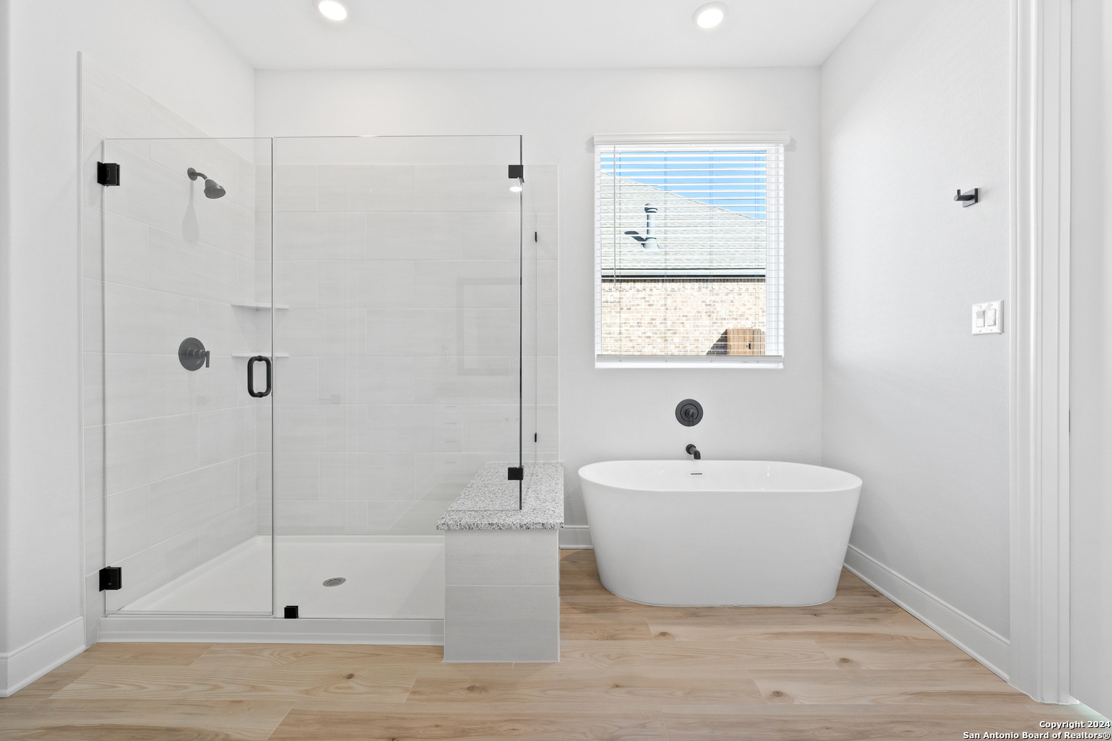 243 Wisteria View Castroville, TX 78009 - Photo 19 of 32