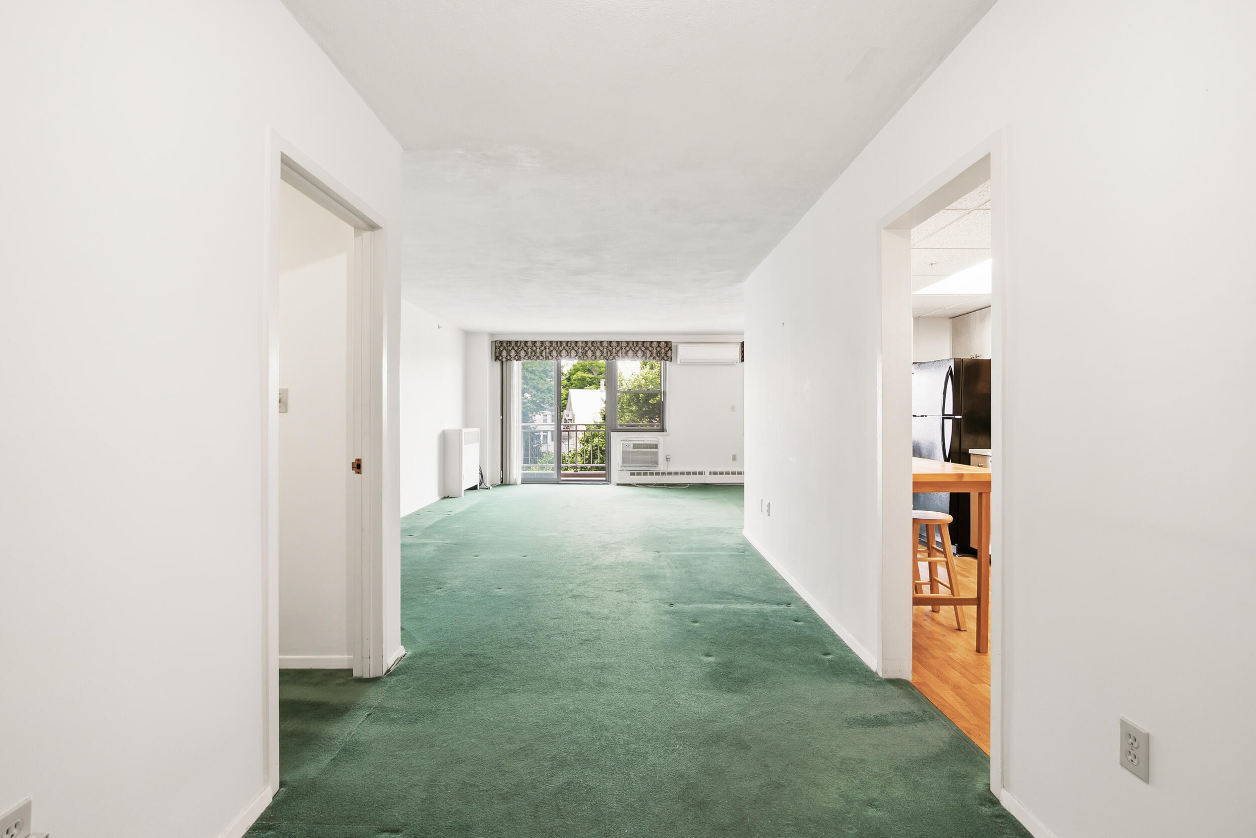 45 Eastern Promenade, Unit 4J Portland, ME 04101 - Photo 9 of 45 45 eastern promenadeportlandme 04101usa-