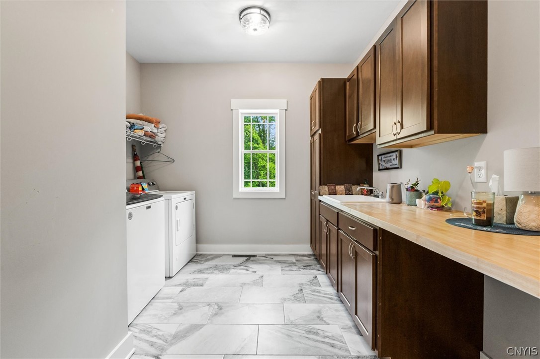 9390 Fox Road Bridgeport, NY 13030 - Photo 10 of 41
