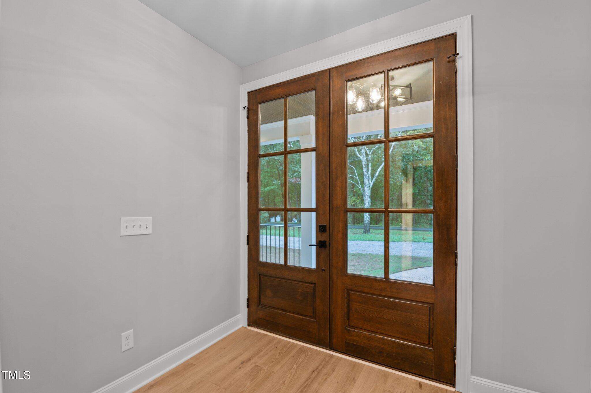 212 Cardinal Drive Youngsville, NC 27596 - Photo 6 of 46 21-web-or-mls-DSC_4226