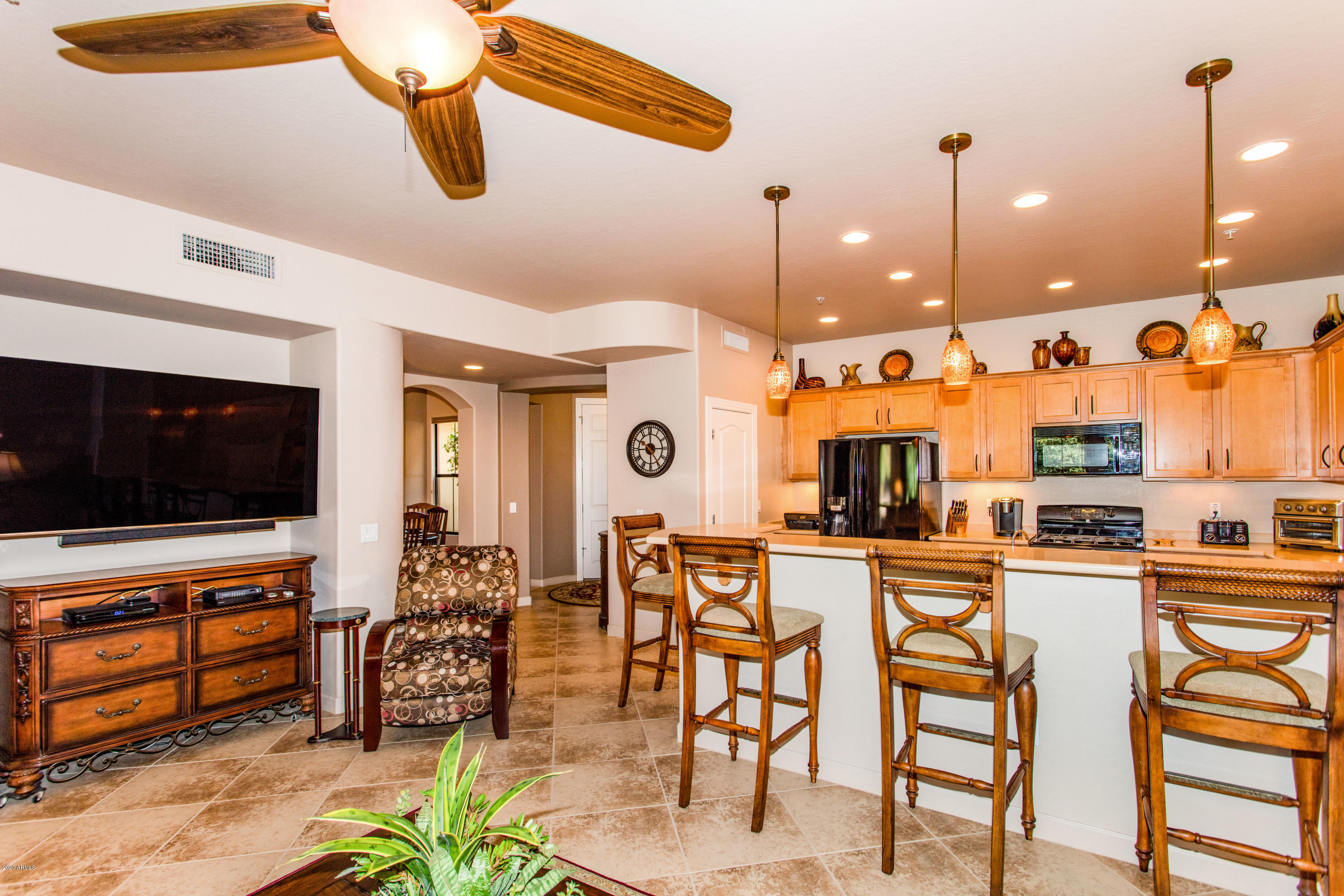 4777 South Fulton Ranch Boulevard, Unit 1017 Chandler, AZ 85248 - Photo 5 of 32 04 Living Room