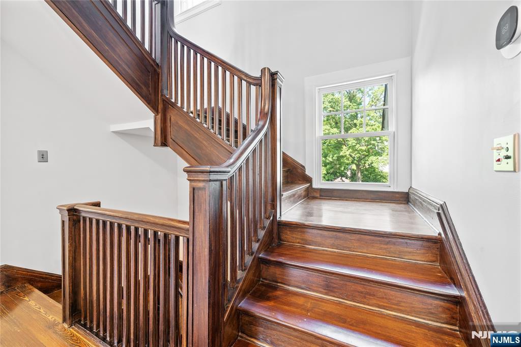48 Edgemont Road Montclair, NJ 07042 - Photo 22 of 47