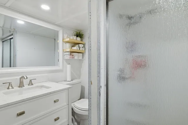 $319,999 | 21 Francis Avenue, Holyoke, MA 01040