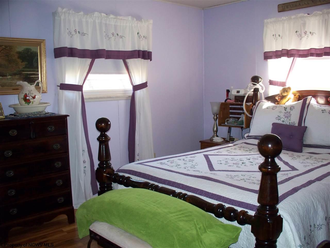 172 Raintree Boulevard Bridgeport, WV 26330 - Photo 9 of 25 Gallery Image 9