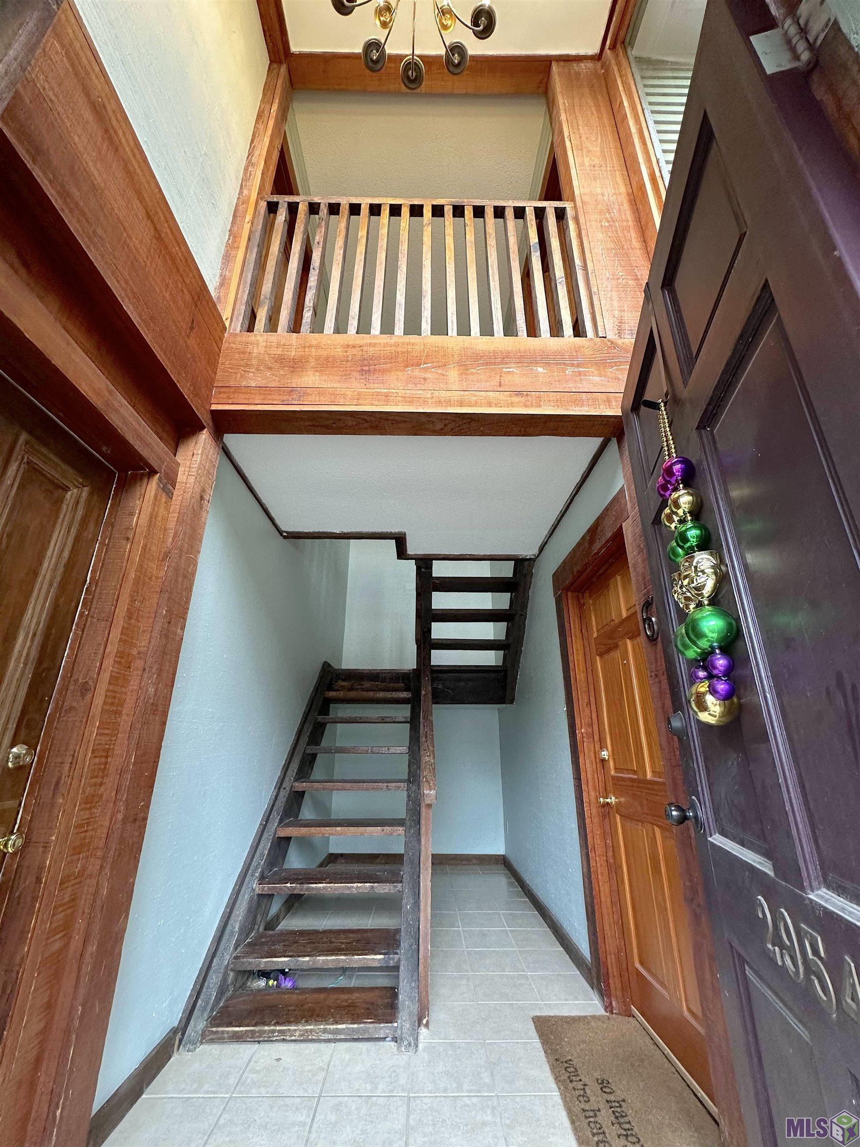 2954 Hundred Oaks Avenue, Unit 7 Baton Rouge, LA 70808 - Photo 2 of 5 Entry Stairwell