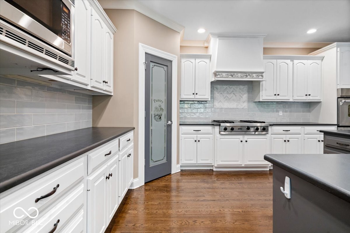 1029 Pine Hill Way Carmel, IN 46032 - Photo 15 of 62