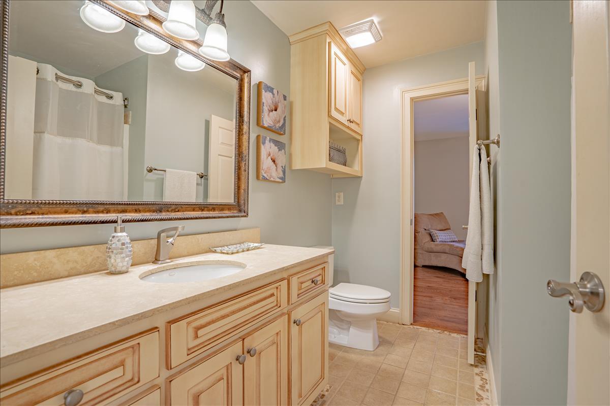 1022 Rivershore Road Charleston, SC 29492 - Photo 8 of 54 DSC04762-HDR
