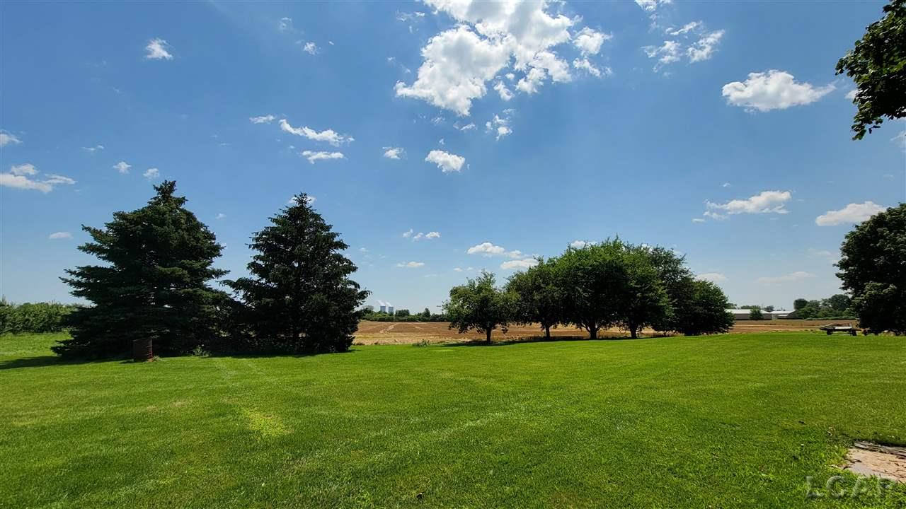 8640 US Turnpike Road Newport, MI 48166 - Photo 5 of 36 50049910-4.JPG