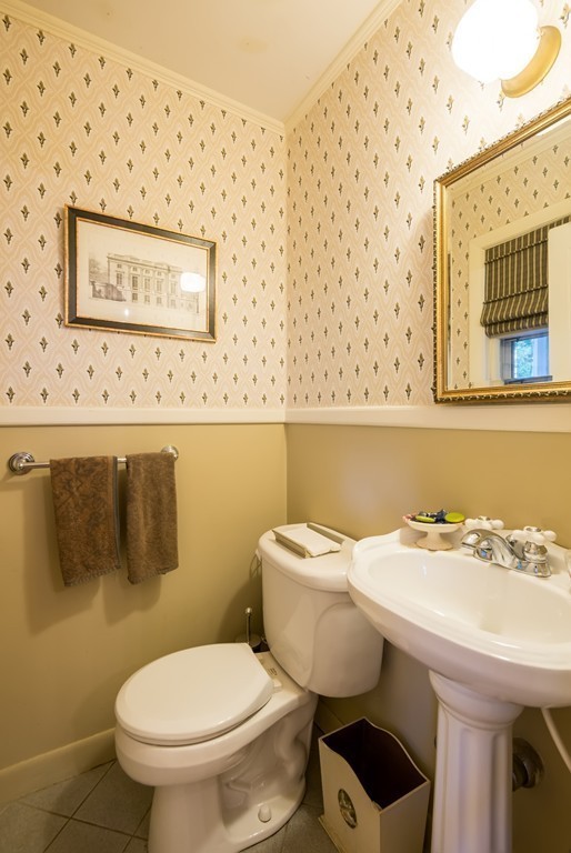 17 Andrew Road Swampscott, MA 01907 - Photo 15 of 30 Gallery Image 15