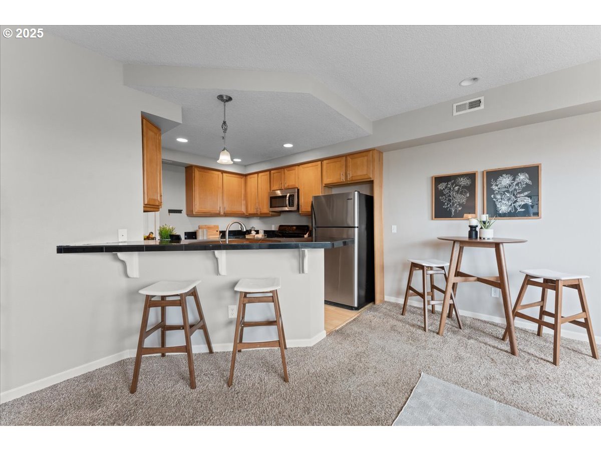 9183 Northwest Germantown Road Portland, OR 97231 - Photo 6 of 23 Gallery Image 6