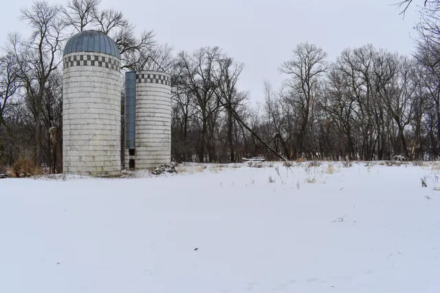 $460,000 | 25048 County Road 34, Paynesville, MN 56362