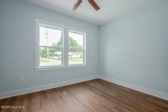 $219,000 | 327 Buck Lane, Vanceboro, NC 28586