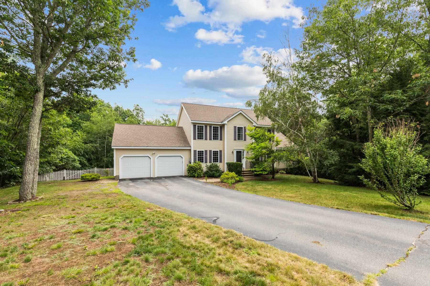 7 Lynwood Road Raymond, NH 03077 - Photo 1 of 40