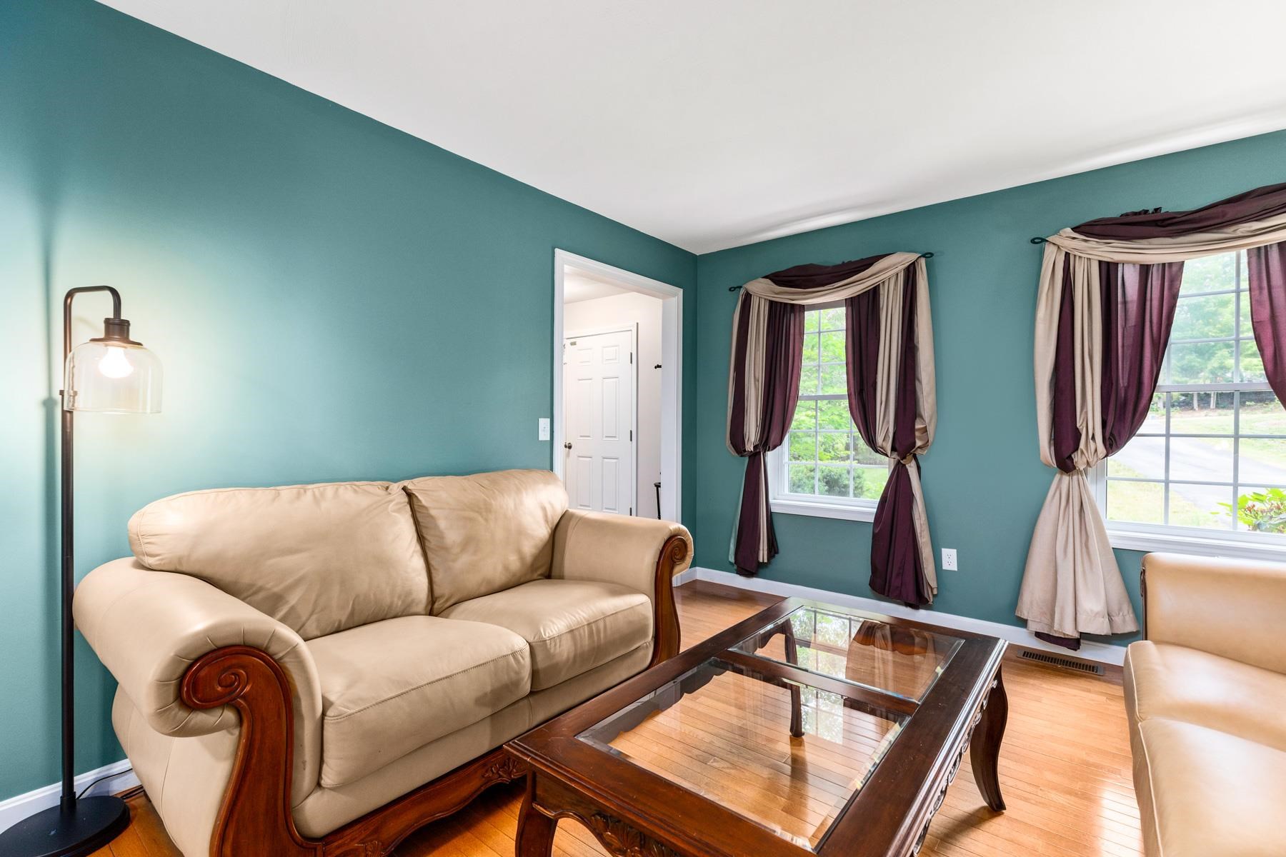 7 Lynwood Road Raymond, NH 03077 - Photo 27 of 40