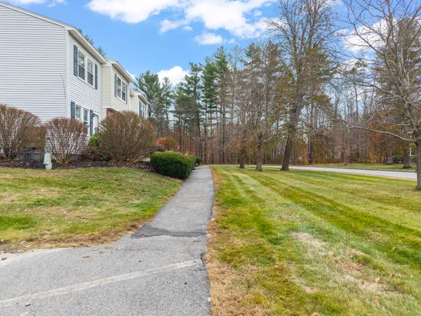 $273,000 | 7 Baxter Woods Trail, Unit 7, Windham, ME 04062