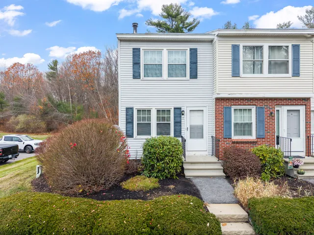 $275,000 | 7 Baxter Woods Trail, Unit 7, Windham, ME 04062