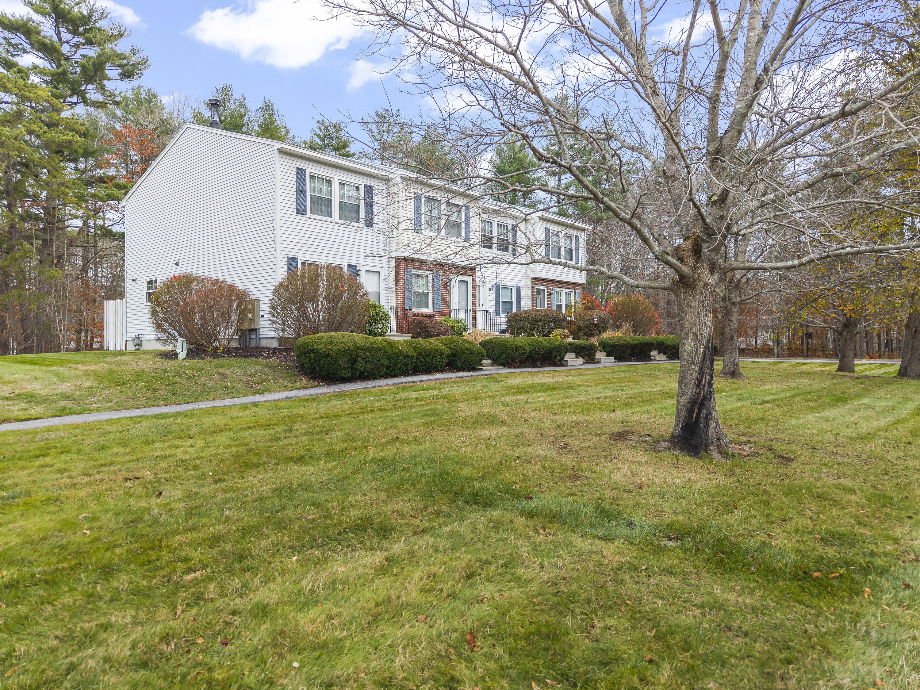7 Baxter Woods Trail, Unit 7 Windham, ME 04062 - Photo 5 of 31 7 Baxter Woods Trl_102