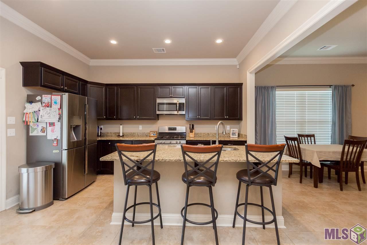 9208 Falling Oak Drive Baton Rouge, LA 70817 - Photo 2 of 17 Gallery Image 2