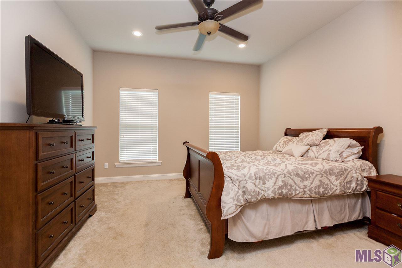 9208 Falling Oak Drive Baton Rouge, LA 70817 - Photo 5 of 17 Gallery Image 5