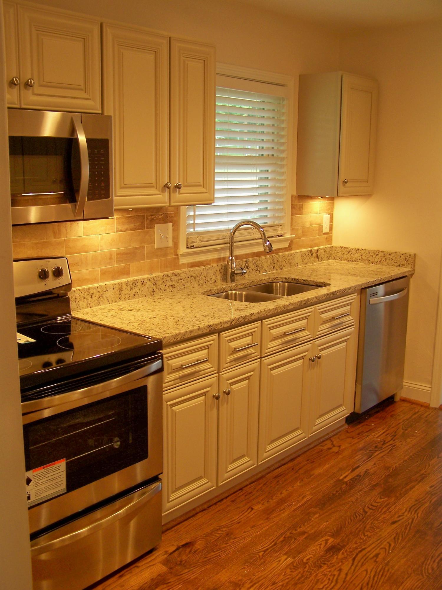1615 Dodson Road Northwest Roanoke, VA 24017 - Photo 17 of 35 100_9968